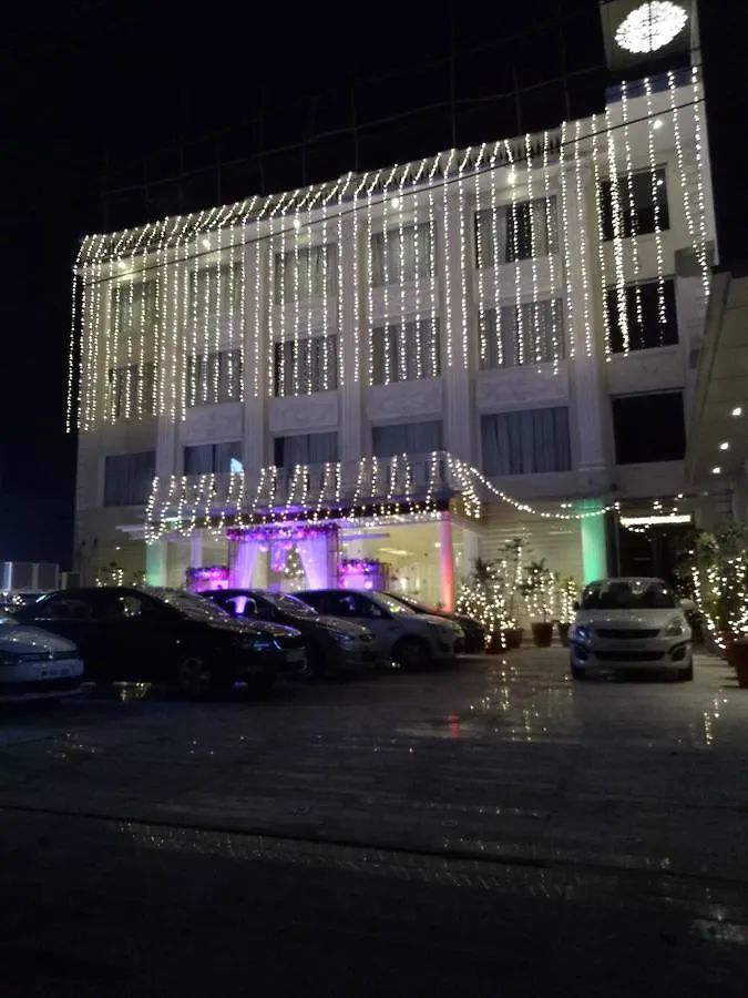 Silky Resorts Zirakpur